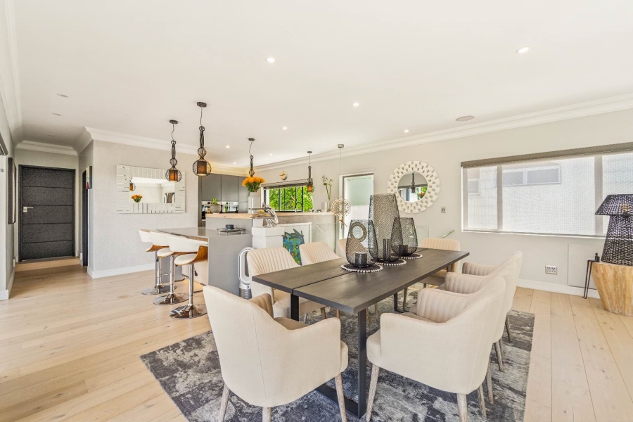 4 Bedroom Property for Sale in Tamboerskloof Western Cape